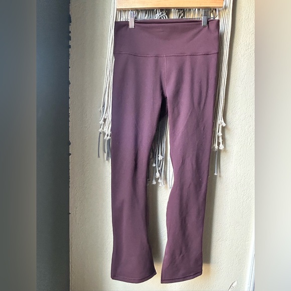 Fabletics Pants - Fabletics Powerhold Split Flare Leggings in Size Medium Short